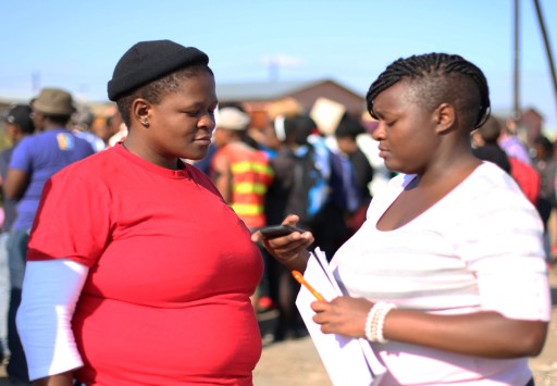 maureen & activist_9893