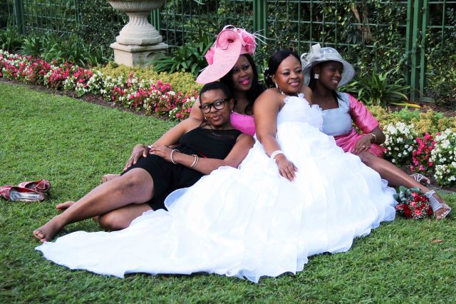 bride & family members_5536