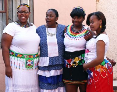 zan mom & relatives_4155