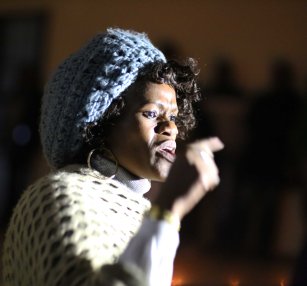 Nokhwezi Hoboyi (FEW) speaking out during the service