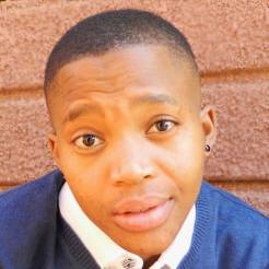 Mbali's profile pic on Facebook (2013.08.19)