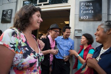 Friends & Viewers_8994b