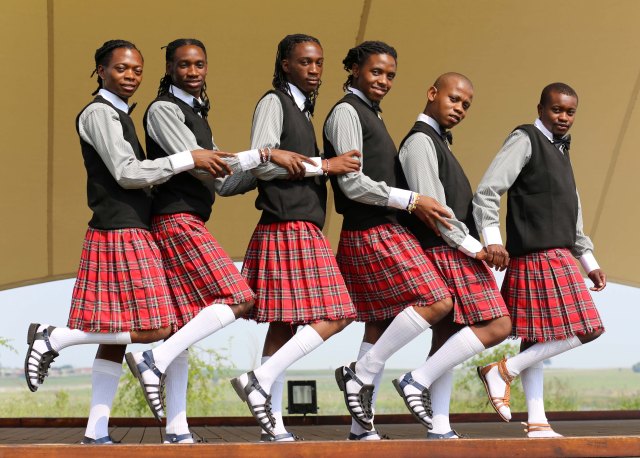 beautiful young men_1836