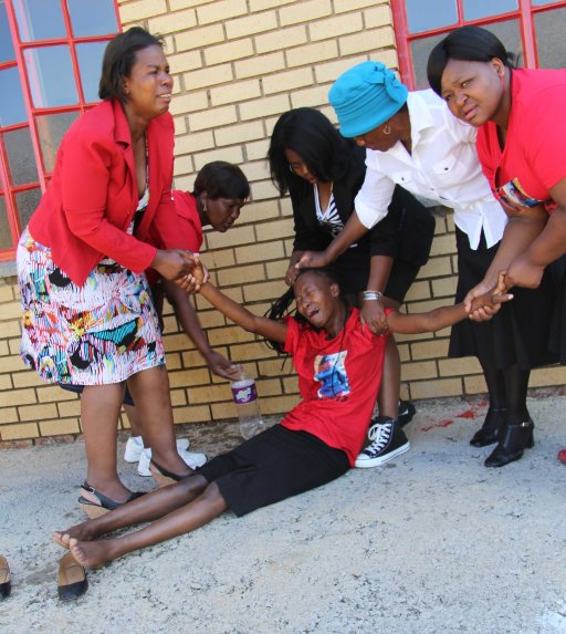 sobbing supporters_3870