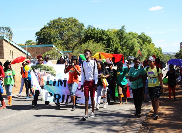 2014 May 10 Marchers_7149 sm