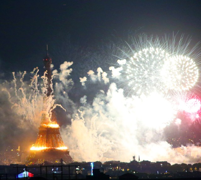 God gave us Eiffel Tower_4159