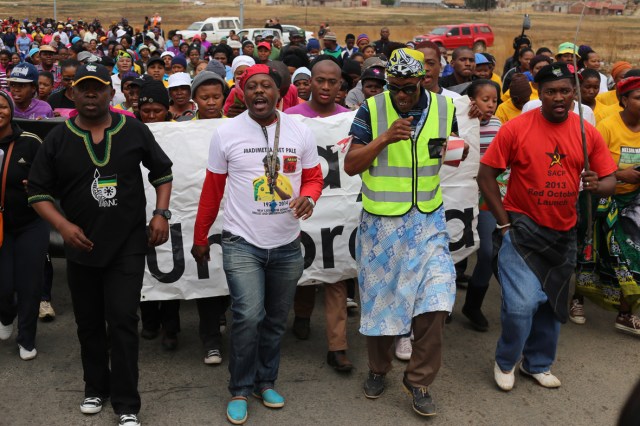 comrades in action2_0147