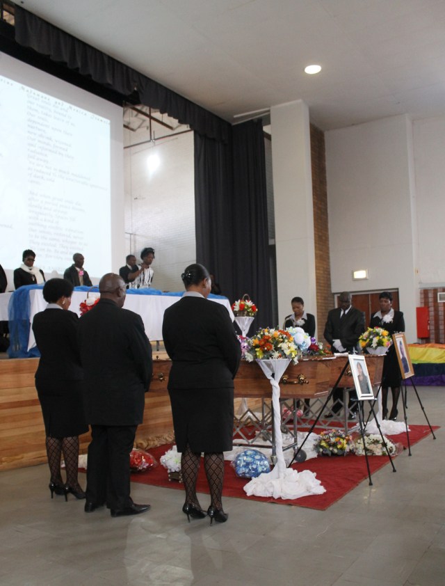 at the funeral service_3916