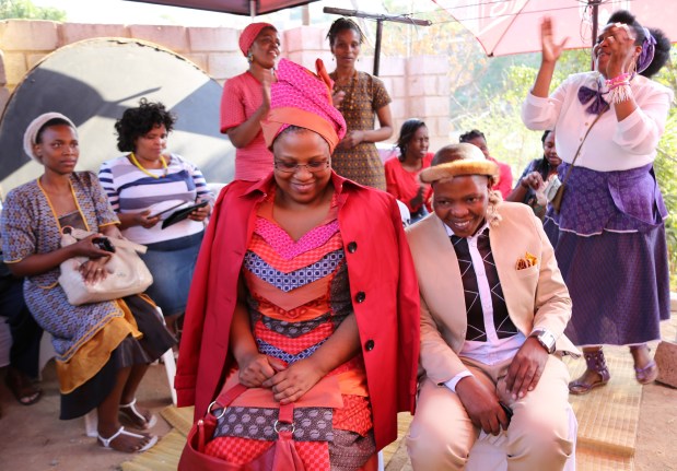L-R:  Our lovely couple Vuyisile Tshabalala and Happy Mchunu on their festive occasion... attended by supportive families and friends...