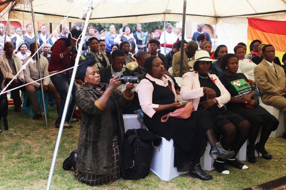 2014 Oct. 15 Lindeka Qampi @ Musa s place_9673