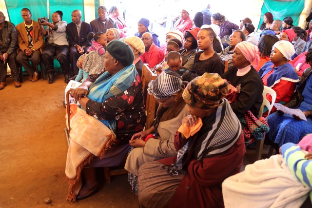 Family and relatives_9406