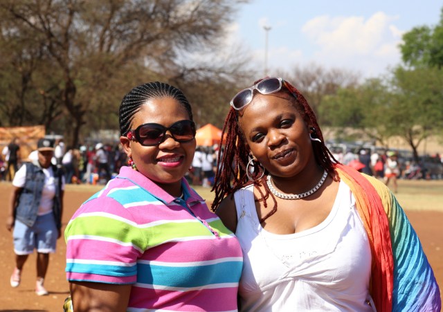 thandiswa look alike_6503