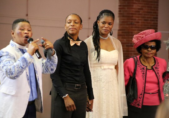 2014 Dec.21 Pastor Zungu welcoming the couple_0203