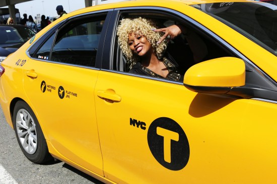 2015 April 19 MaGesh in a yellow cab_9911