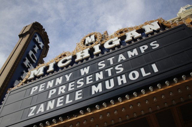 2015 Oct. 1 Penny Stamps _ Muholi screen _1062