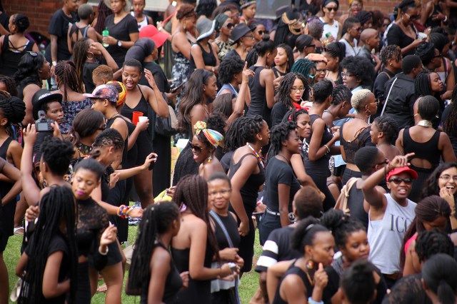 2016 Jan. 31 Crowd of Black Girls Only_0452