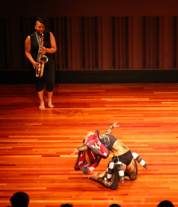 2016-oct-8-sebe-thobeka-in-action-fotofocus-_8864