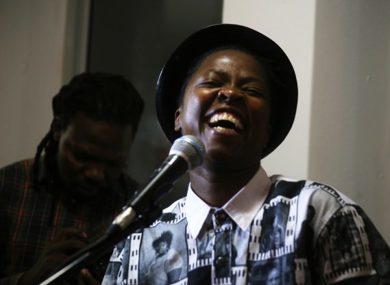 2016-sept-15-muholi-smiles-_6745